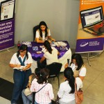 Zip San José entrega mochilas con útiles escolares