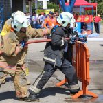 Colaboradores de Guantes Sureños realizan labor de reforestación en La Lima