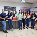 CARACOL KNITS OFRECE CONFERENCIA A LAS MUJERES EN SU DÍA