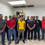 Voluntarios de Cintas de Honduras limpian playas en La Ceiba