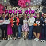 Honduras Kitting celebra Día de la Madre estilo años 80